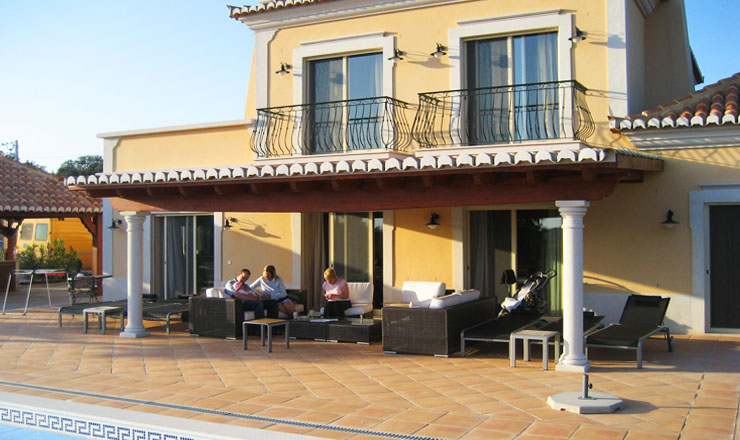 Holzarbeiten Algarve - Zimmerei Tischlerei Algarve - woodwork algarve - Carpentry Joinery Algarve - Carpintaira Algarve - Dächer - Dachstühle - Carports - Schattendächer - Holzbauten - Deckings - Zäune - Möbel - AURO Naturfarben Algarve - AURO natural colours algarve - AURO cores naturais algarve - Wandfarben - Deckenfarben - Lehmfarben - Lacke - Lasuren - Öle - Wachse - Reinigungsmittel - Plfegemittel - pflanzliche und mineralische Rohstoffe - Holzschutzmittel - Holzfarben - Holzlacke - Holzöle - Holzwachse - Holzlasuren - Algarve - AURO - dachrinnen algarve - regenrinnen algarve - dachentwässerung algarve - guttering algarve - gutters algarve - calhas algarve - algerozes algarve - caleiras algarve - goteiras algarve - Zambelli produkte - Zambelli products - productos de Zambelli